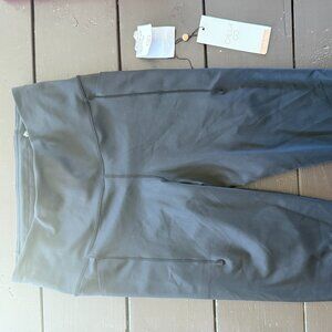 Calia PowerMove Mid-Calf Leggings